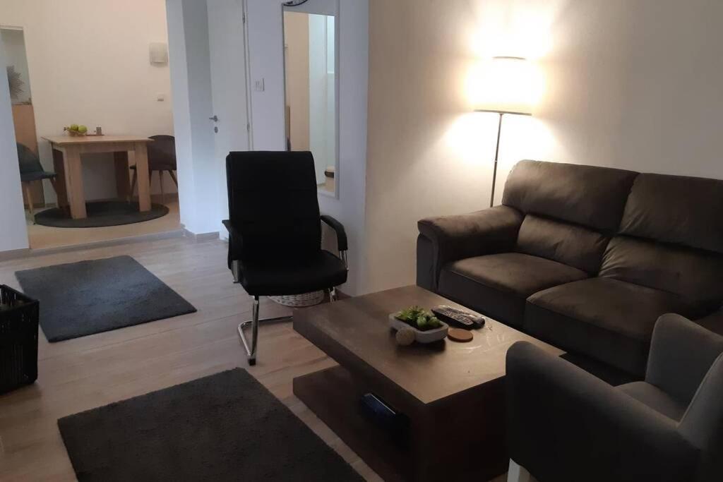 Tiny House Apartment Beograd Eksteriør bilde